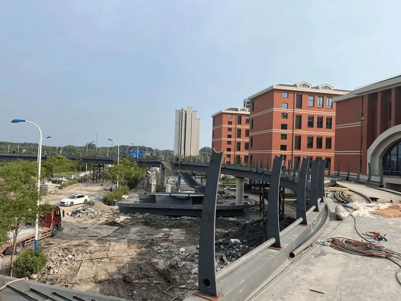 Pedestrian Overpass | The Fifth School Affiliated to East China Normal University