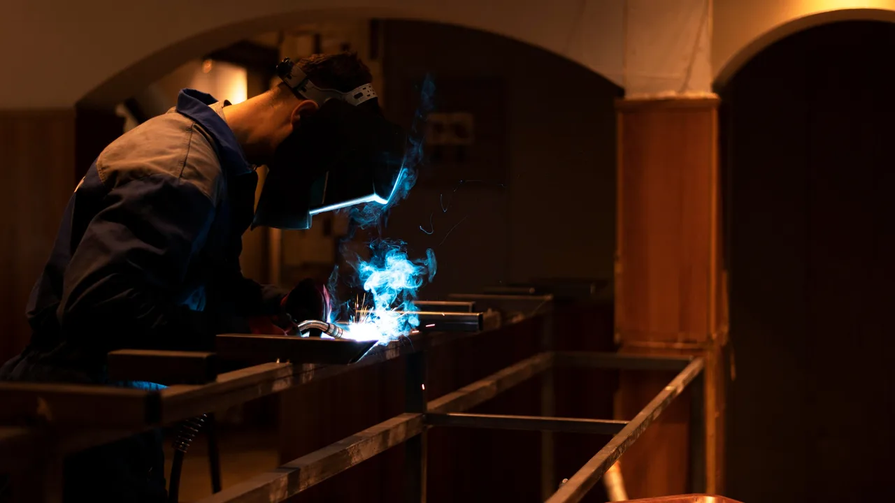 Global EN 1090 certification influence