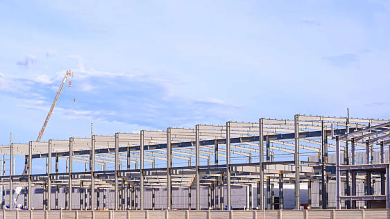 steel building connection tolerance