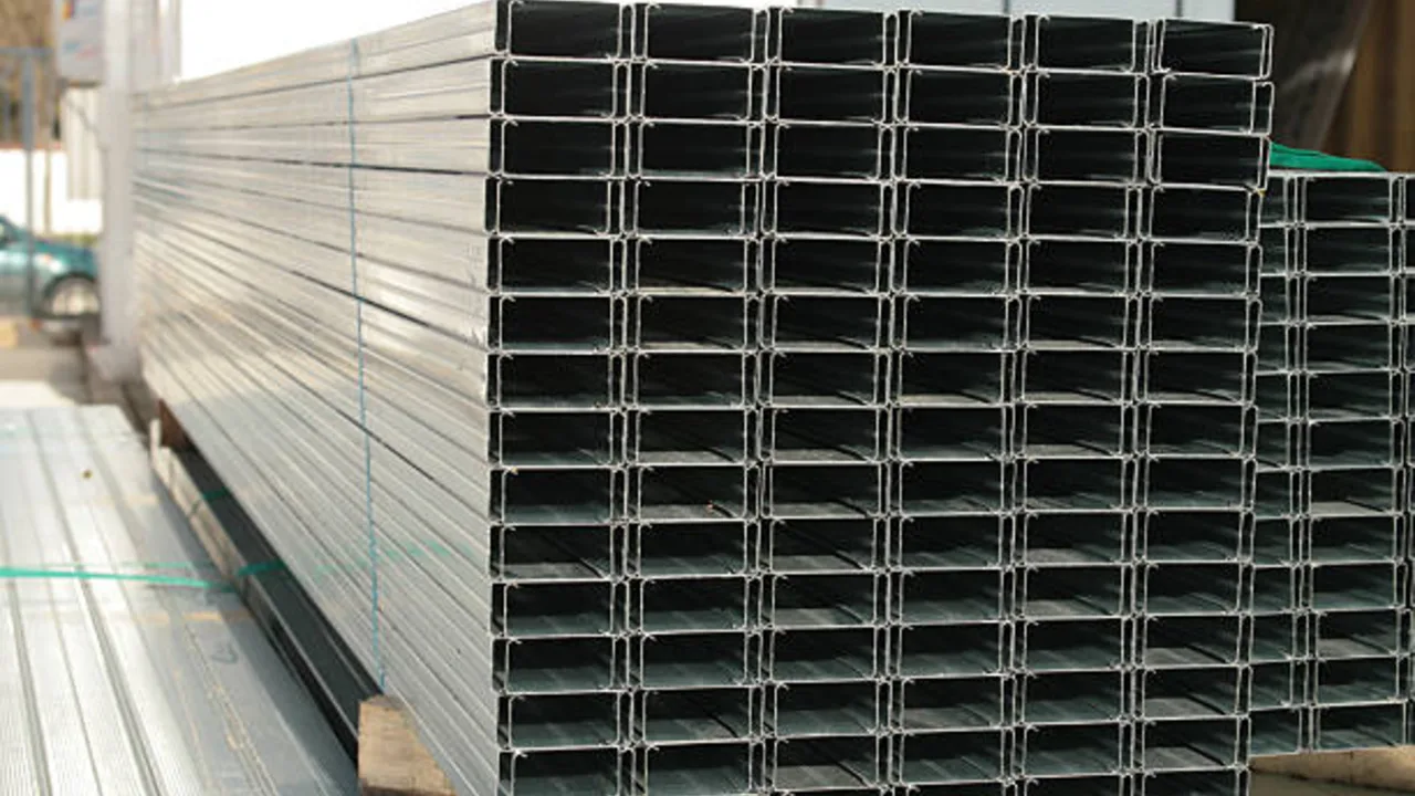 hollow section vs i beam building