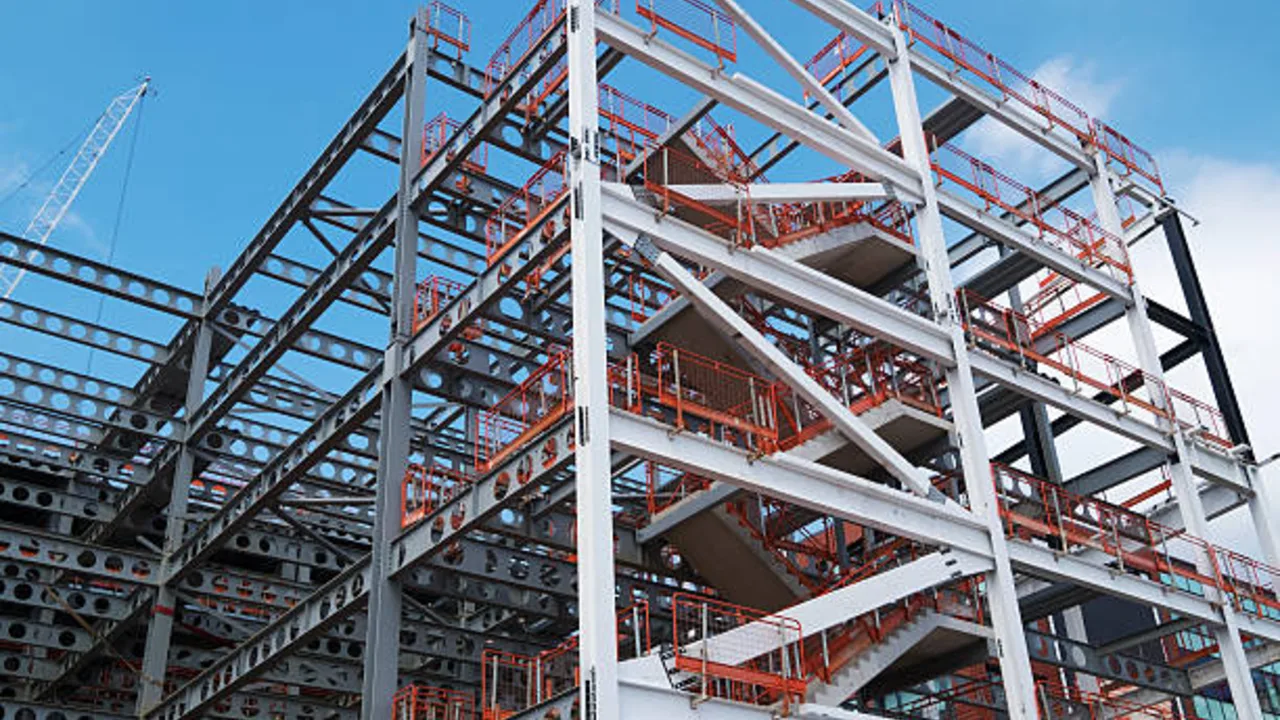 steel construction tolerance control