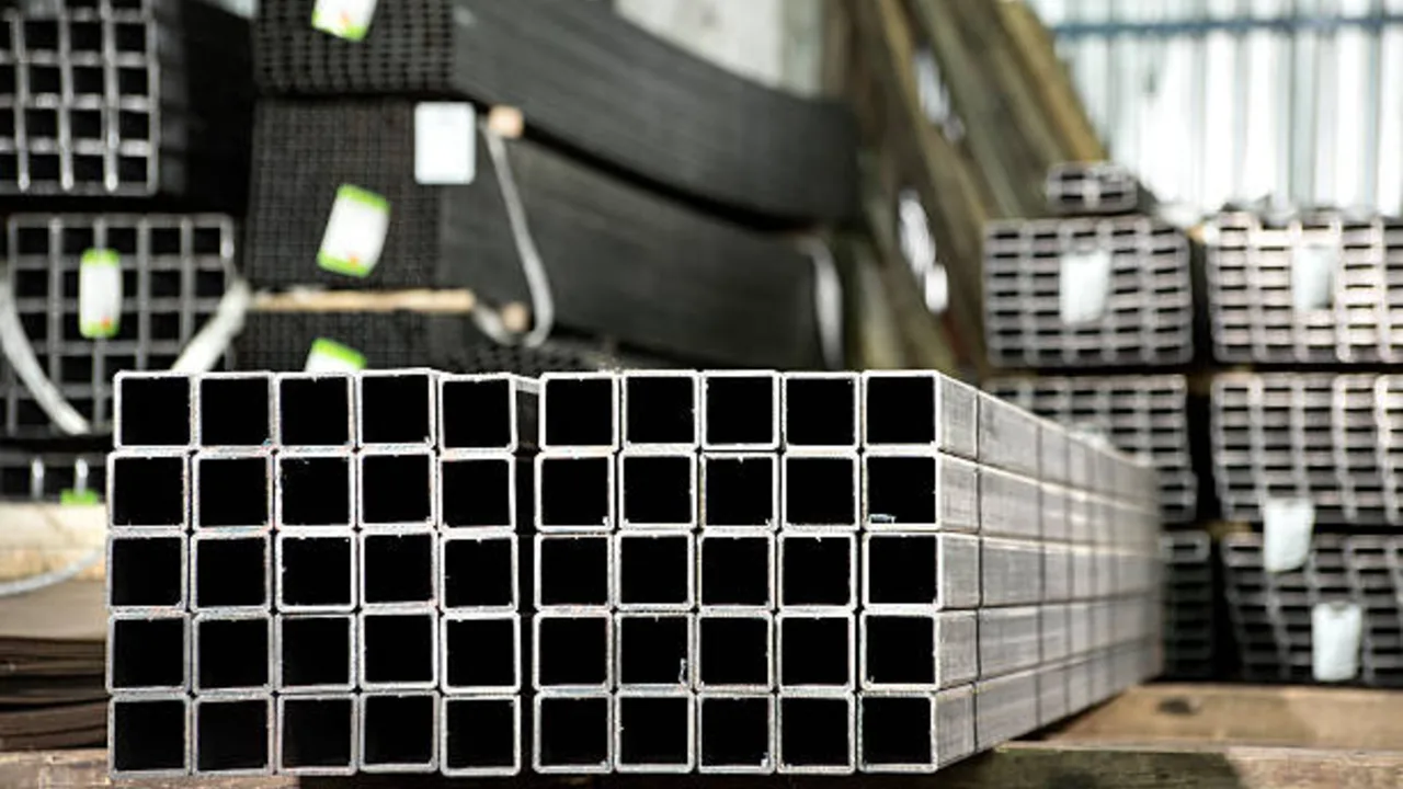 空心截面与工字梁在建筑中的对比 工业结构应用