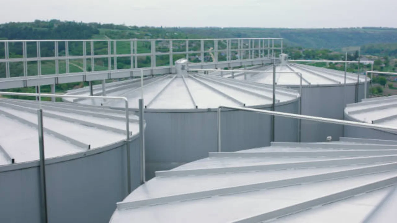 工业钢结构建筑屋面坡度设计检查清单