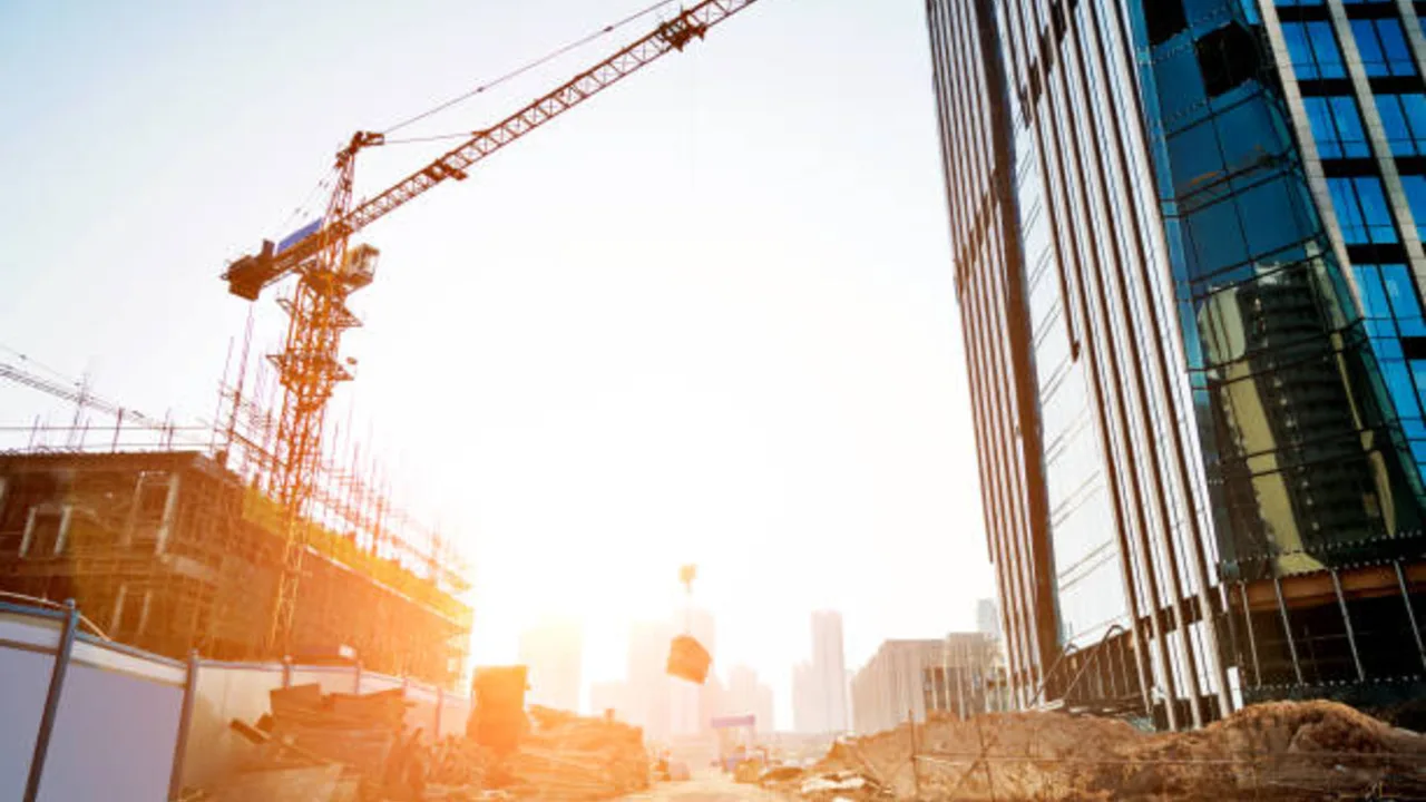 钢结构建筑起重机选择