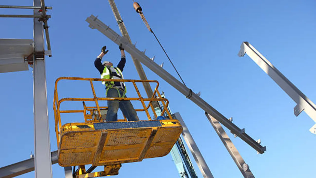 steel structure lifting plan