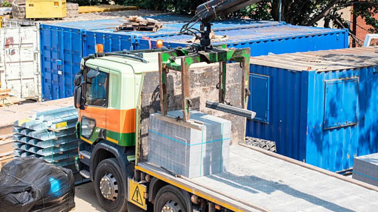 steel construction logistics issues