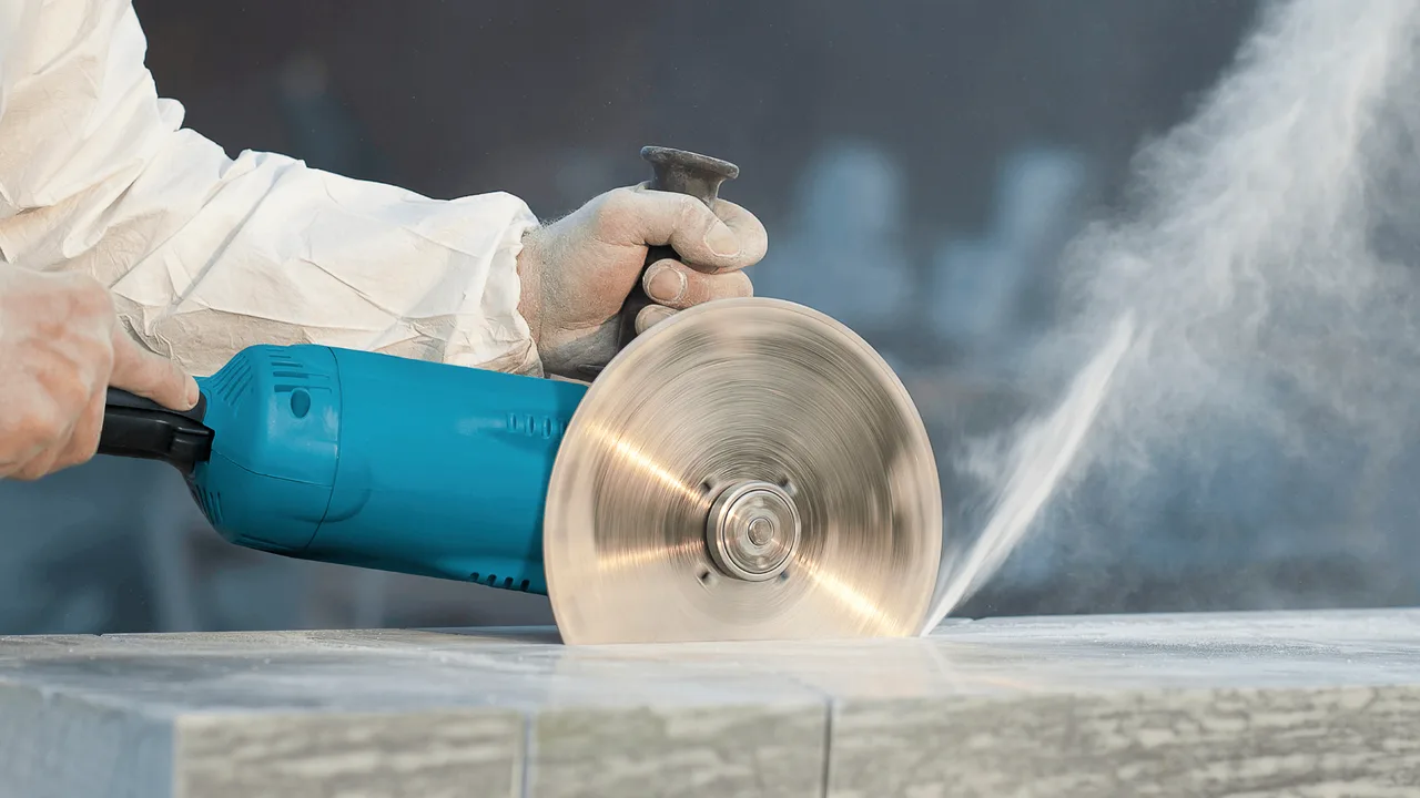 stone cutting machine